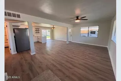 335 S Harris Drive, Mesa, AZ 85204 - Photo 2