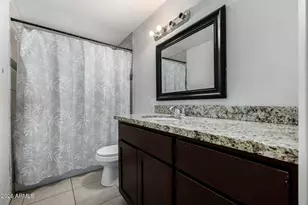 7127 W Holly St, Phoenix, AZ 85035 - Photo 24