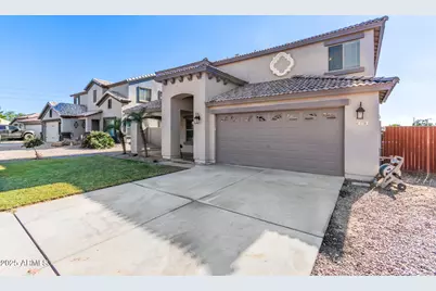 1731 E Magnum Road, San Tan Valley, AZ 85140 - Photo 2