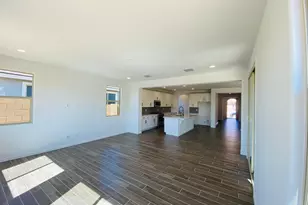 9025 W Denton Ln, Glendale, AZ 85305 - Photo 8