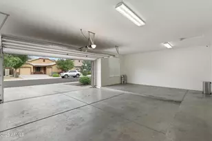 2415 W Melody Dr, Phoenix, AZ 85041 - Photo 50