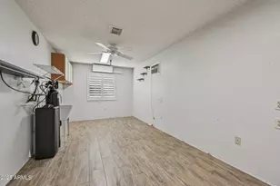 13915 W Gable Hill Dr, Sun City West, AZ 85375 - Photo 38