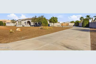 23024 W Sierra Ridge Way, Wittmann, AZ 85361 - Photo 10