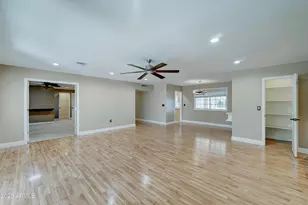 10252 N 105th Dr, Sun City, AZ 85351 - Photo 12