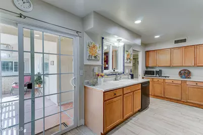 10256 N 105th Drive, Sun City, AZ 85351 - Photo 4