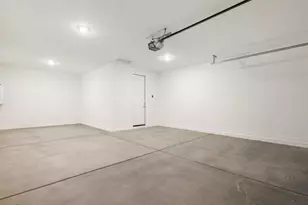 22611 W Pontiac Dr, Surprise, AZ 85387 - Photo 24