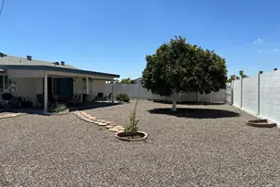 10926 W Greer Ave, Sun City, AZ 85351 - Photo 2
