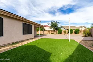 8214 W Lumbee St, Phoenix, AZ 85043 - Photo 26