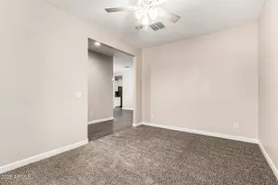 10773 W Swayback Pass Pass, Peoria, AZ 85383 - Photo 26