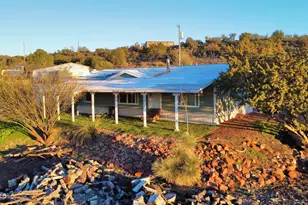 5943 N Bordeaux Rd, Rimrock, AZ 86335 - Photo 1