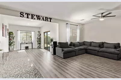 11204 W Mobile Lane, Tolleson, AZ 85353 - Photo 6