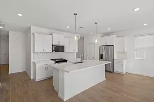 15922 W Cottontail Ln, Surprise, AZ 85387 - Photo 2