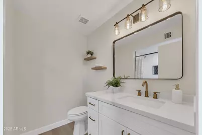 8830 W Saint John Road, Peoria, AZ 85382 - Photo 16