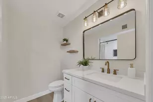 8830 W St John Rd, Peoria, AZ 85382 - Photo 16