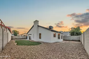 8830 W St John Rd, Peoria, AZ 85382 - Photo 22