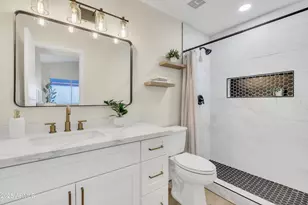 8830 W St John Rd, Peoria, AZ 85382 - Photo 14