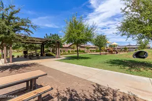 9341 W Willow Bend Ln, Phoenix, AZ 85037 - Photo 22