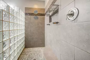 6815 S 19th Ln, Phoenix, AZ 85041 - Photo 20