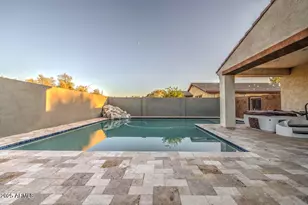 6815 S 19th Ln, Phoenix, AZ 85041 - Photo 32