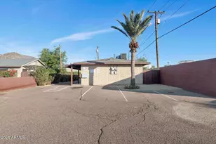822 E Carol Ave, Phoenix, AZ 85020 - Photo 2