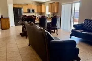 9925 W Bradshaw Dr, Arizona City, AZ 85123 - Photo 8