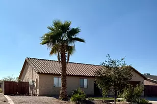 9925 W Bradshaw Dr, Arizona City, AZ 85123 - Photo 2