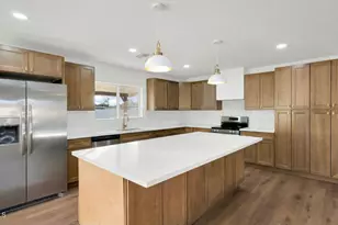 1523 W Flynn Ln, Phoenix, AZ 85015 - Photo 6