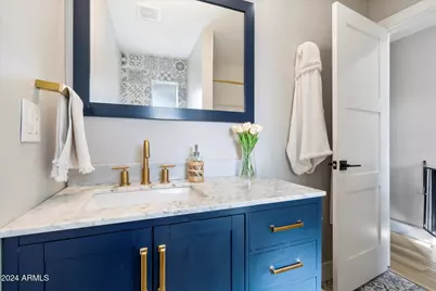 4015 E Catalina Drive, Phoenix, AZ 85018 - Photo 18