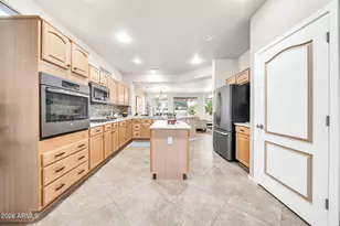 18508 N Avalon Ln, Surprise, AZ 85374 - Photo 10