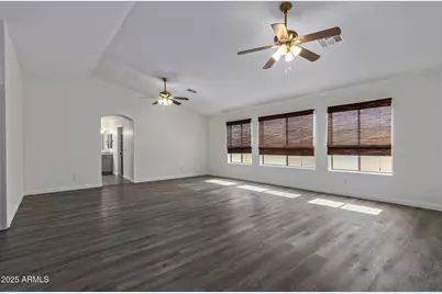 13635 W Calavar Road, Surprise, AZ 85379 - Photo 40