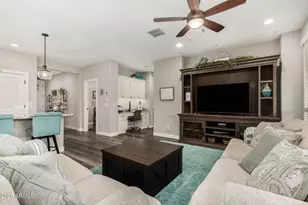 649 E Veterans Wy, Queen Creek, AZ 85140 - Photo 6