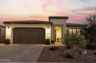 649 E Veterans Wy, Queen Creek, AZ 85140 - Photo 1