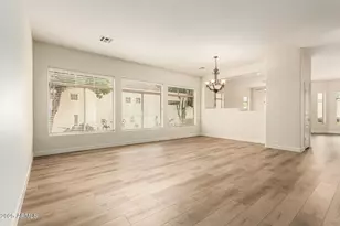 2031 E Valencia Dr, Phoenix, AZ 85042 - Photo 10