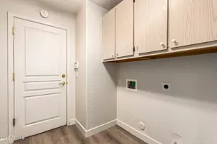 2031 E Valencia Dr, Phoenix, AZ 85042 - Photo 32