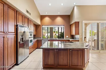 11842 E Mission Lane, Scottsdale, AZ 85259 - Photo 10