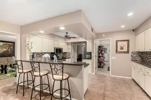 18221 N 103rd Ave, Sun City, AZ 85373 - Photo 14