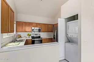 1633 E Lakeside Dr, Gilbert, AZ 85234 - Photo 14