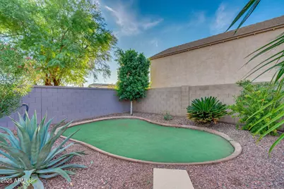 17803 W Dreyfus Street, Surprise, AZ 85388 - Photo 46