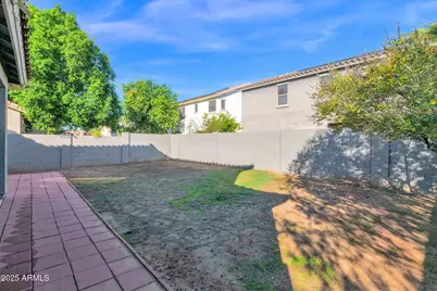 14710 W Laurel Lane, Surprise, AZ 85379 - Photo 28