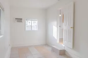 2032 W Adams St, Phoenix, AZ 85009 - Photo 10