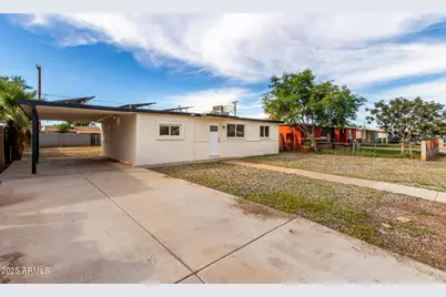 5036 S 36th Avenue, Phoenix, AZ 85041 - Photo 2