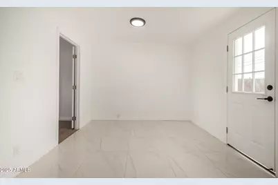 5036 S 36th Avenue, Phoenix, AZ 85041 - Photo 12