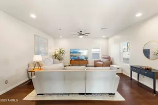 3930 N 30th St, Phoenix, AZ 85016 - Photo 10