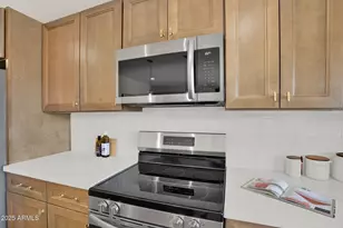 2137 E Cornell Dr, Tempe, AZ 85283 - Photo 6