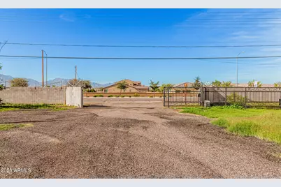11821 S 51st Avenue, Laveen, AZ 85339 - Photo 24