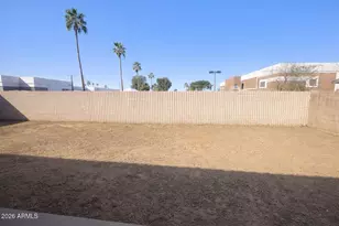 5092 N 75th Ln, Glendale, AZ 85303 - Photo 18