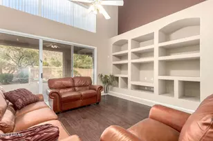 908 E Mountain Sage Dr, Phoenix, AZ 85048 - Photo 14