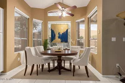 908 E Mountain Sage Drive, Phoenix, AZ 85048 - Photo 8