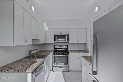 7141 N 16th Street #35, Phoenix, AZ 85020 - Photo 36