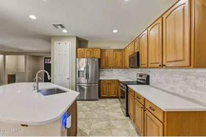 20288 N Harmony Pass, Maricopa, AZ 85138 - Photo 8